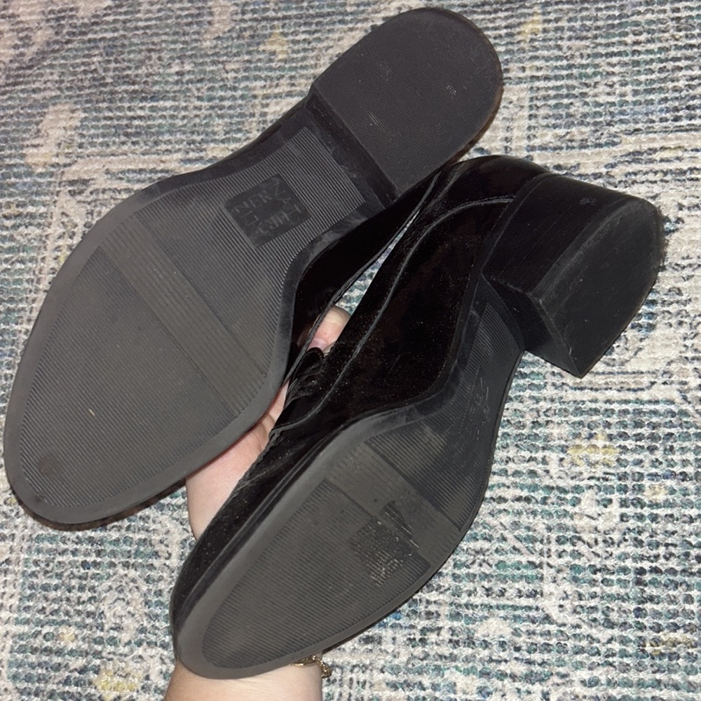 Naturalizer Loafer - Picture 3 of 3